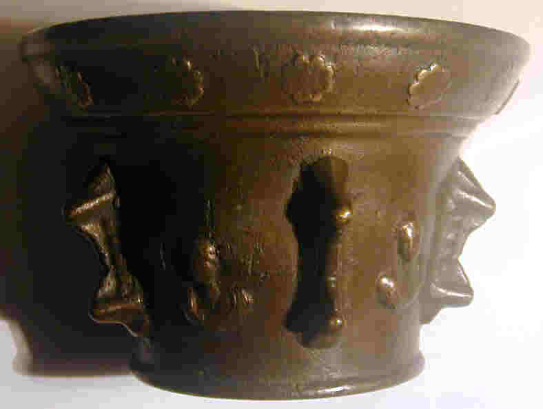016 b.jpg (50749 octets)
