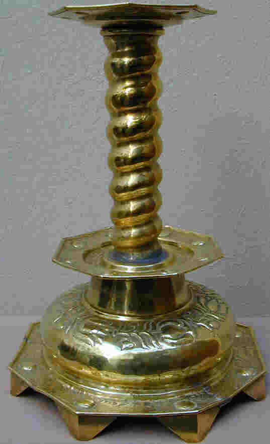 057 .jpg (75559 octets)