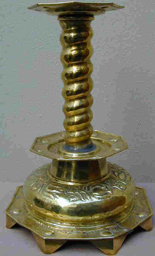 057 .jpg (75559 octets)